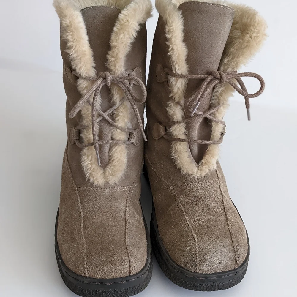 Baretraps Whitney Beige Suede Fur Lined Boots Size 10